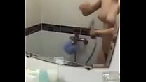 www.vietsex69.com Em tắm cũng không yên